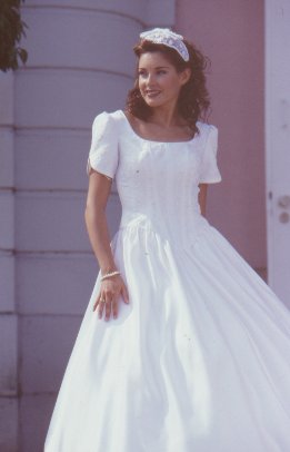 Viviane12525.jpg (13020 Byte)